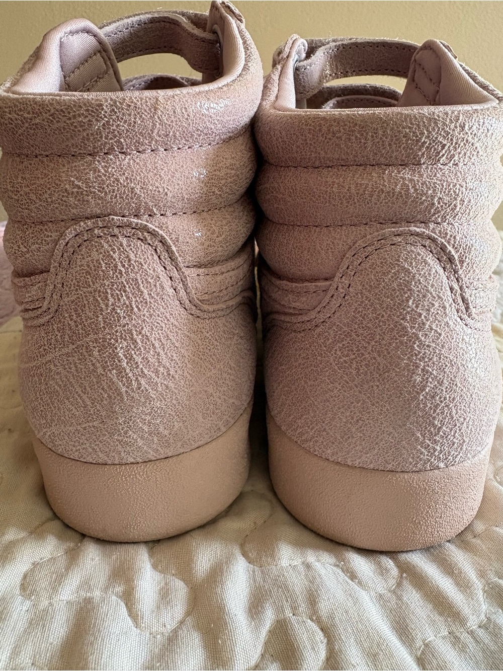 Reebok Womenβs High-Top Retro Sneakers in Blush Pink πππ - Picture 6 of 9